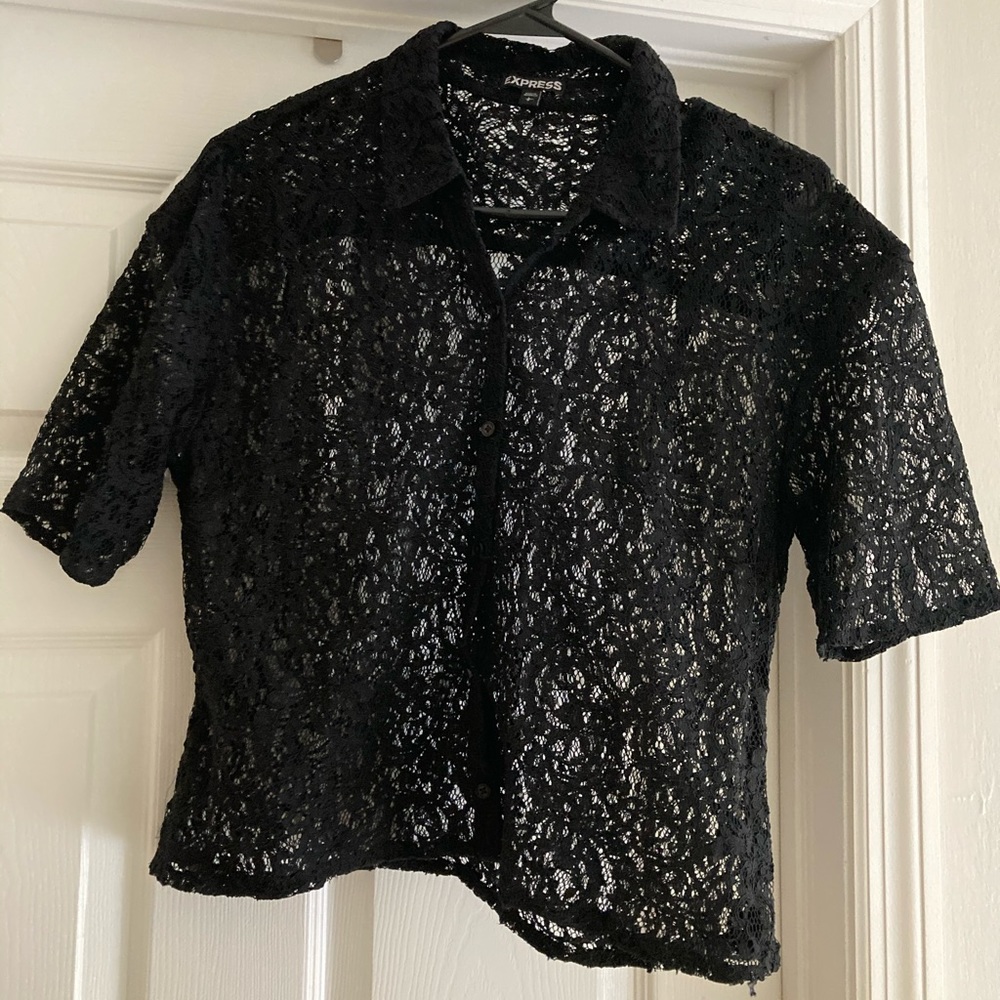 Express lace button up